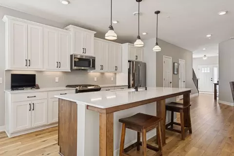 Kitchen - 20125 78th Pl, Corcoran, MN 55340 photo 3 of 4