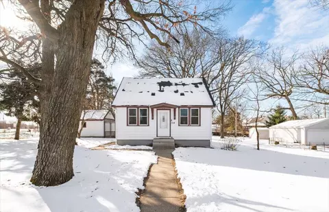 224 Janice Ave, Shoreview, MN 55126