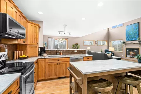 Kitchen - 5224 Falcon Dr, Hermantown, MN 55811 photo 1 of 5