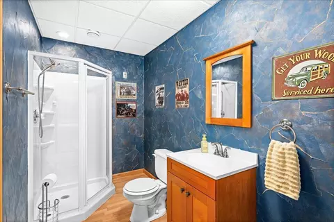 Bath - 5224 Falcon Dr, Hermantown, MN 55811 photo 2 of 5