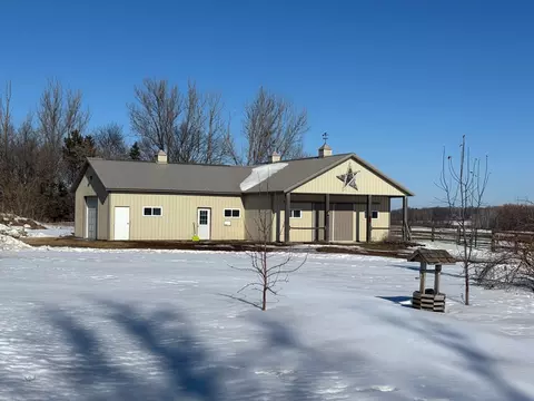Exterior - 37485 155th Ave, Eagle Bend, MN 56446 photo 2 of 9