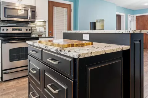 Kitchen - 37485 155th Ave, Eagle Bend, MN 56446 photo 2 of 3