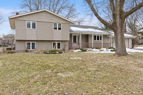 3101 125th St E, Burnsville, MN 55337