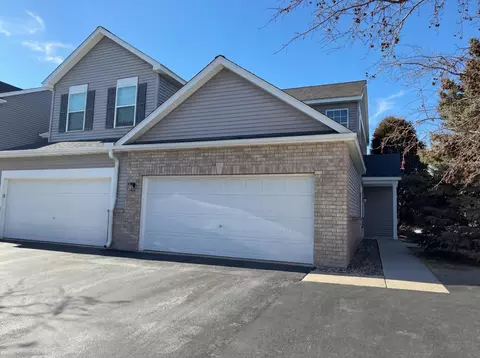 1220 Bergmann Dr, Stillwater, MN 55082