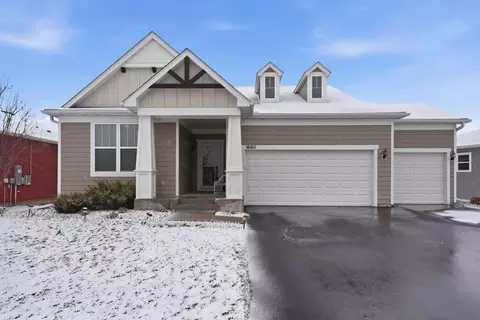 16611 Territorial Trl, Osseo, MN 55369