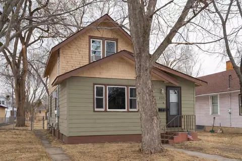 221 25th Ave N, Saint Cloud, MN 56303