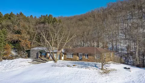 28890 County 25 S, Peterson, MN 55962