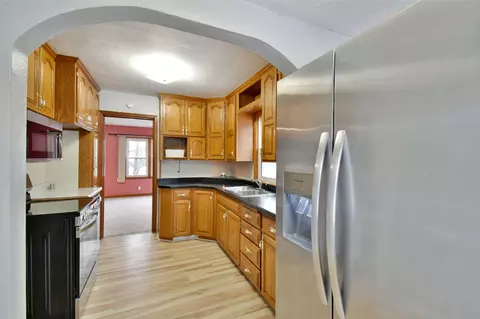 Kitchen - 1045 33rd Ave N, Saint Cloud, MN 56303 photo 3 of 7