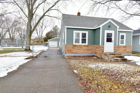 Exterior - 1045 33rd Ave N, Saint Cloud, MN 56303 photo 4 of 7