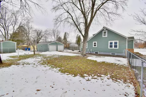 Exterior - 1045 33rd Ave N, Saint Cloud, MN 56303 photo 5 of 7