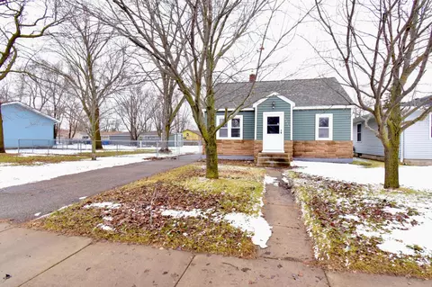 Exterior - 1045 33rd Ave N, Saint Cloud, MN 56303 photo 2 of 7