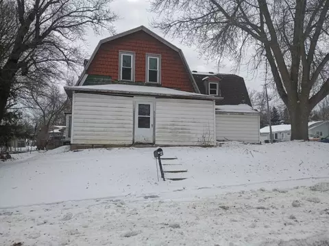 1023 South St, Jackson, MN 56143