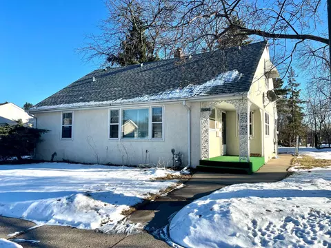 2072 Mohawk Ave, Saint Paul, MN 55119