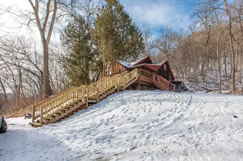 81010 E Main St, Winona, MN 55987