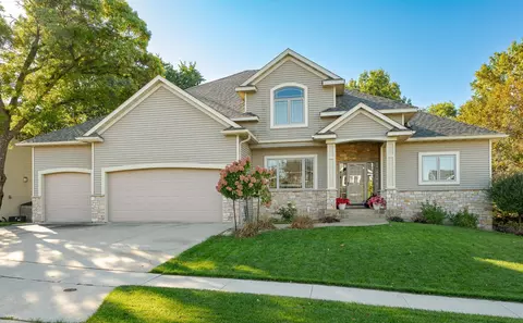 1520 Monterey Ln SW, Rochester, MN 55902