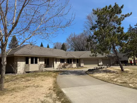 Exterior - 3161 Blackheath Dr, Saint Cloud, MN 56301 photo 9 of 16