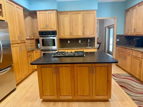 Kitchen - 3161 Blackheath Dr, Saint Cloud, MN 56301 photo 6 of 10