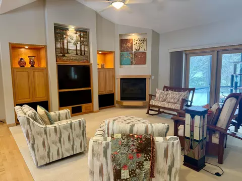 Living - 3161 Blackheath Dr, Saint Cloud, MN 56301 photo 1 of 6
