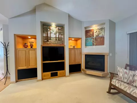 Living - 3161 Blackheath Dr, Saint Cloud, MN 56301 photo 2 of 6