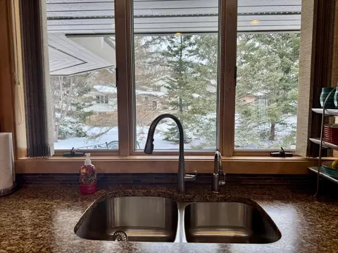Kitchen - 3161 Blackheath Dr, Saint Cloud, MN 56301 photo 10 of 10