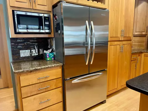 Kitchen - 3161 Blackheath Dr, Saint Cloud, MN 56301 photo 8 of 10