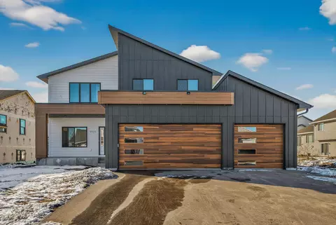 9933 14th Cir NE, Saint Michael, MN 55376
