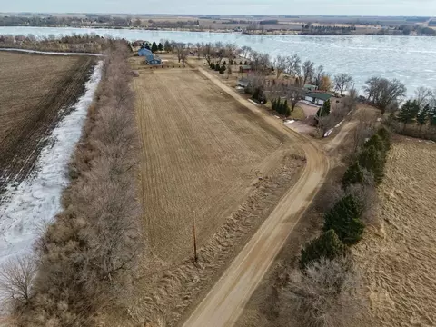 5 Lime Lake Dr, Avoca, MN 56114 photo 2