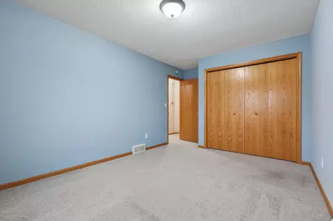 5860 Rolling Ridge Rd, Saint Cloud, MN 56303 photo 11