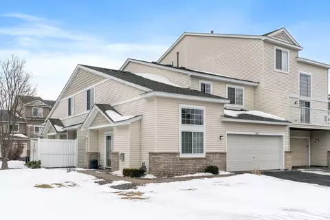 6628 Olive Ln N, Maple Grove, MN 55311