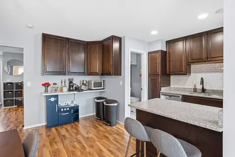 13638 Heather Hills Dr, Burnsville, MN 55337