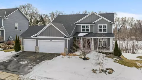 19719 Henning Ave, Lakeville, MN 55044