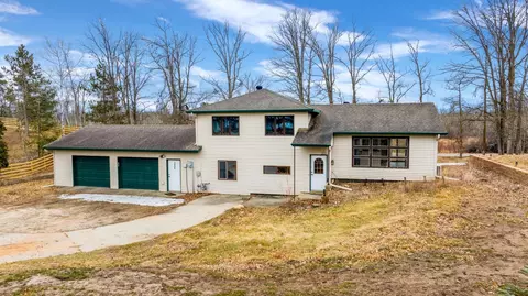 1606 S Lake Irving Dr SW, Bemidji, MN 56601