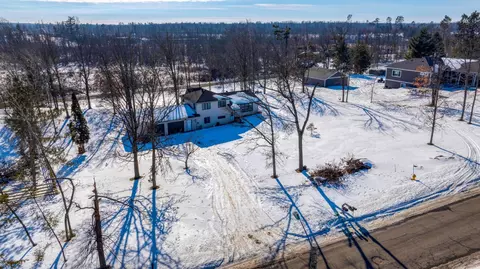 1606 S Lake Irving Dr SW, Bemidji, MN 56601