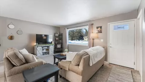 1218 10th Ave SE, Saint Cloud, MN 56304 photo 7