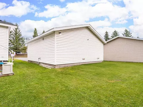 Exterior - 63 S Elder Dr, Duluth, MN 55810 photo 6 of 7