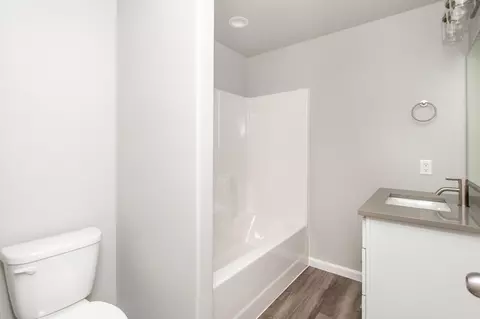 Bath - 6826 Thomas St, Horace, ND 58047 photo 6 of 7