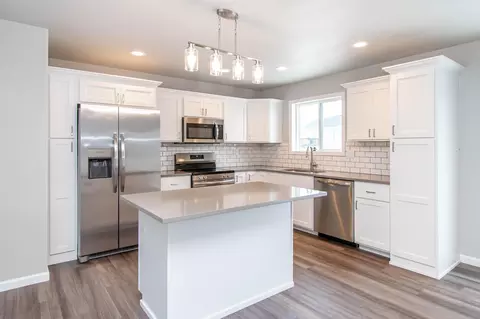 Kitchen - 6826 Thomas St, Horace, ND 58047 photo 1 of 7