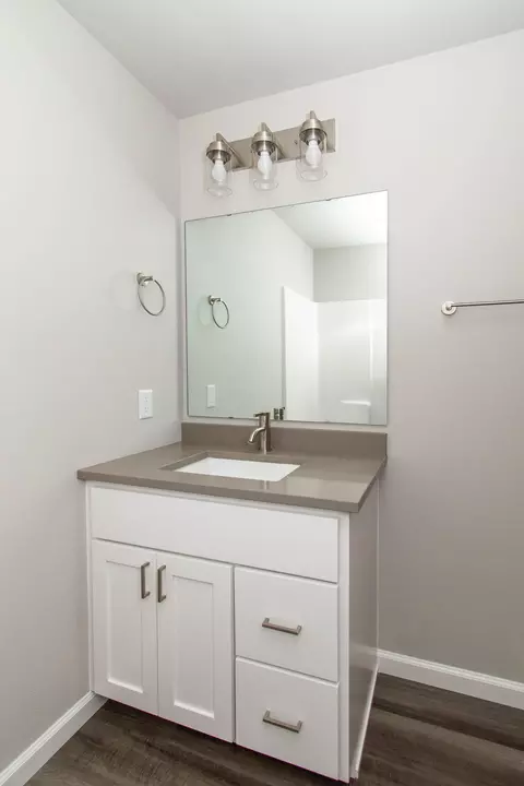 Bath - 6826 Thomas St, Horace, ND 58047 photo 7 of 7