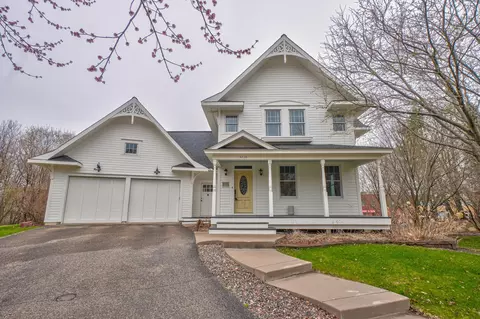 3216 Summer Fields Ct, Stillwater, MN 55082