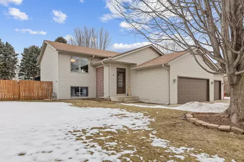 Exterior - 5 6th Ave SE, Elgin, MN 55932 photo 2 of 11