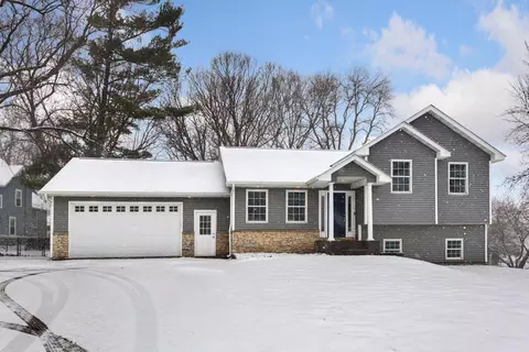 305 County Road 10 SE, Watertown, MN 55388