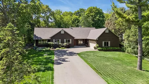 4400 Shady Ln, Mound, MN 55364