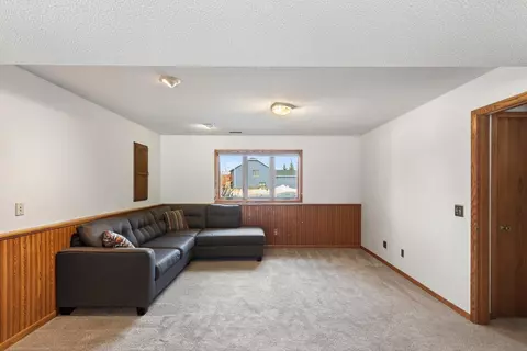 Living - 4076 States Ave, Eagan, MN 55123 photo 7 of 8