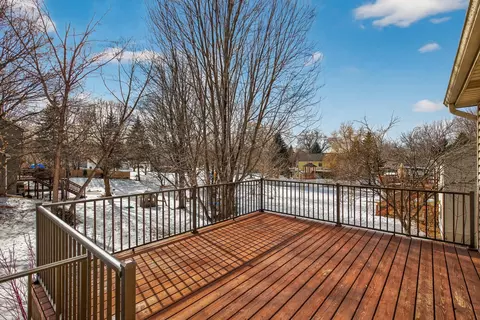 Exterior - 4076 States Ave, Eagan, MN 55123 photo 10 of 11