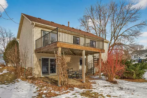 Exterior - 4076 States Ave, Eagan, MN 55123 photo 9 of 11