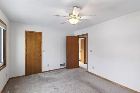 Bedroom - 4076 States Ave, Eagan, MN 55123 photo 2 of 8