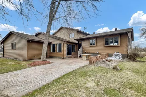 17473 Fairway Cir, Cold Spring, MN 56320