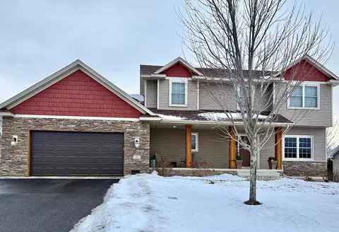 5882 Deer St, Monticello, MN 55362