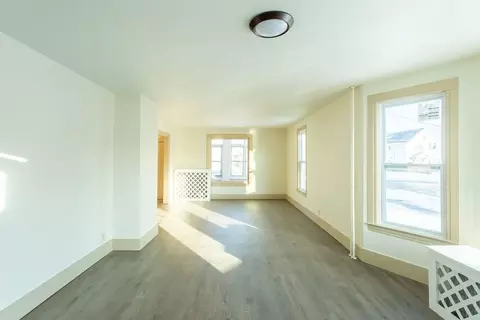 Living - 804 N 3rd St N, Fargo, ND 58102 photo 1 of 3