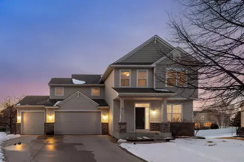 3432 Baneberry Cir, Shakopee, MN 55379